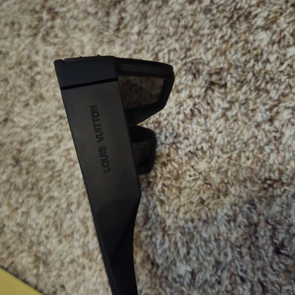 Louis Vuitton Waimea L Sunglasses - Picture 6 of 8